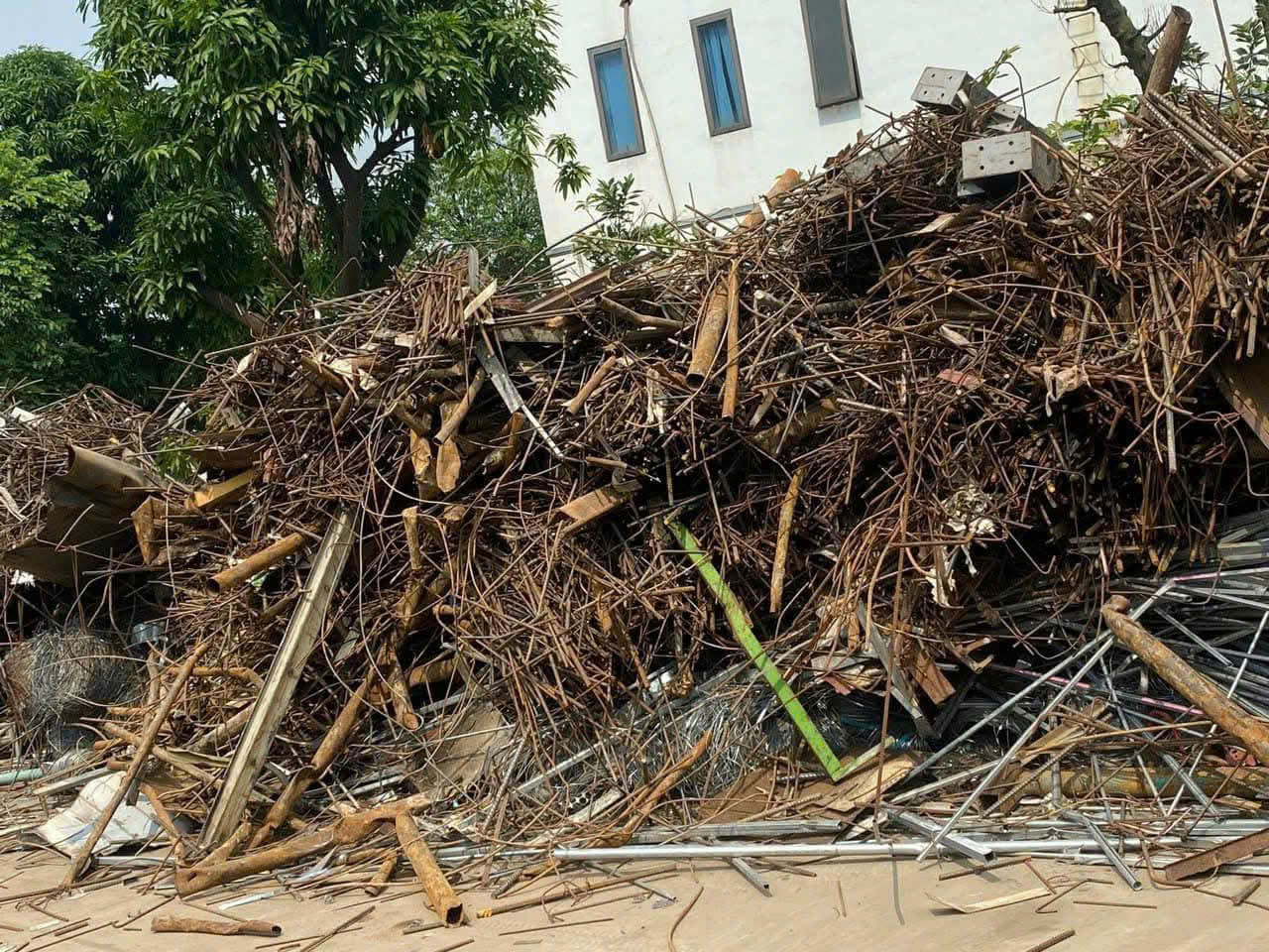 Thu Mua Sắt Thép Công Trình – Nhận Trọn Gói