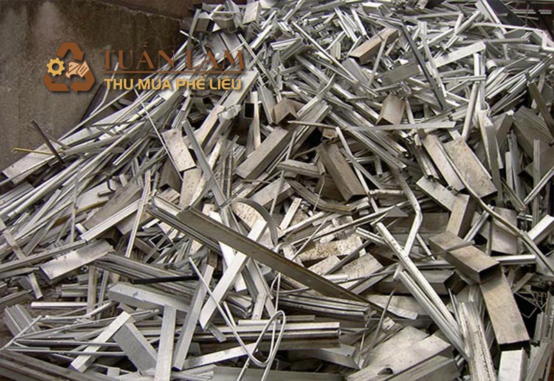 Xử Lý Phế Liệu Tồn Kho Nhà Máy Đà Nẵng - Thu Gom Nhanh, Dọn Gọn 24/7